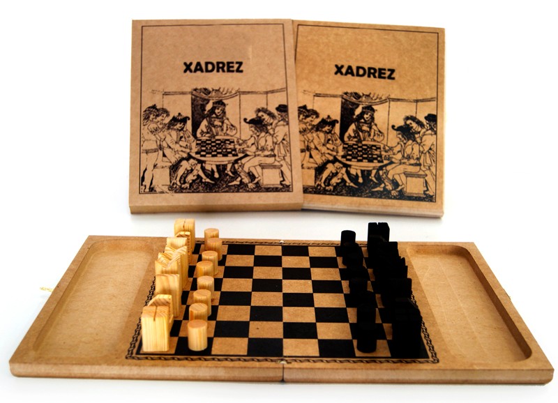 Jogo Xadrez Tabuleiro Madeira Grande Caixa Escolar Oficial